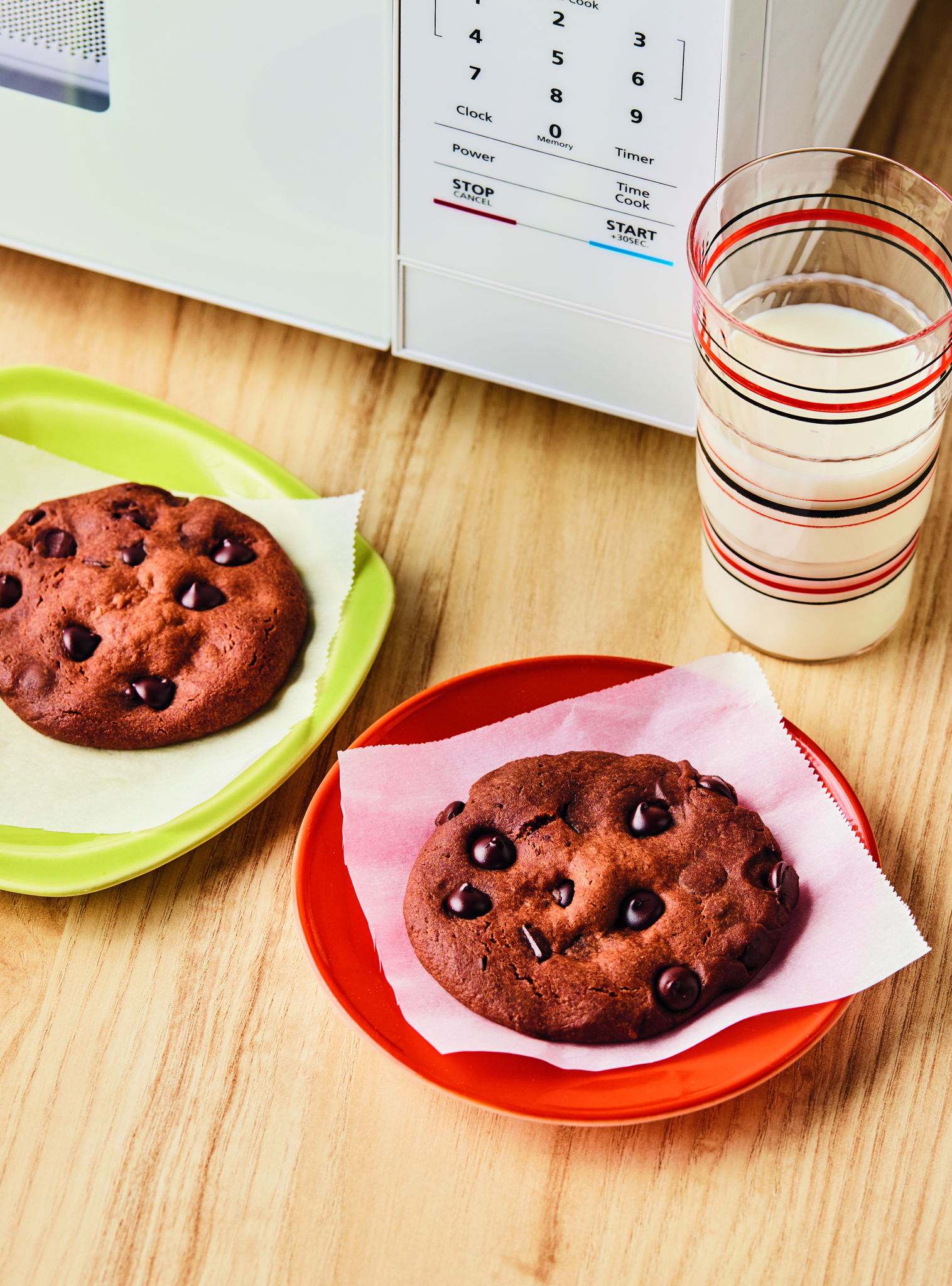 Microwave Chocolate Hazelnut Cookies - Ricardo Cuisine