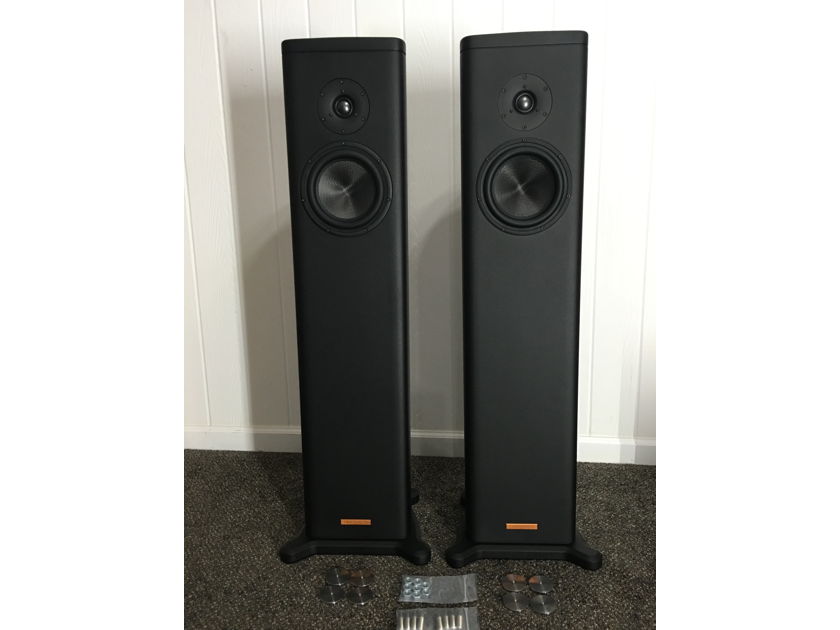MAGICO S1 MKII AS NEW CURRENT MODEL