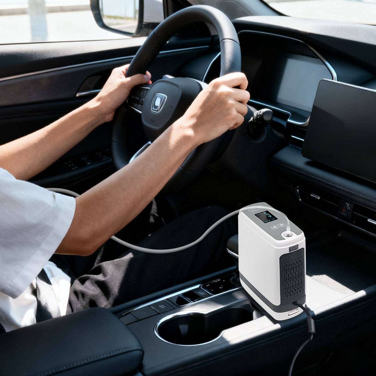 portable oxygen concentrator can be used in the car