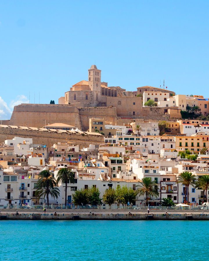 Ibiza Island tour by bus + Hippy Market visit
