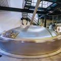 Cuve de brassage Mash Tun de la distillerie Glen Ord dans le nord-ouest des Highlands d'Ecosse
