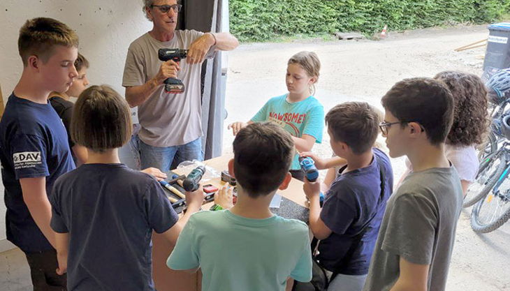 teens at work gruppe kinder