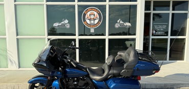 2022 HARLEY-DAVIDSON ROAD GLIDE LIMITED motorcycle for rent near Golf, FL