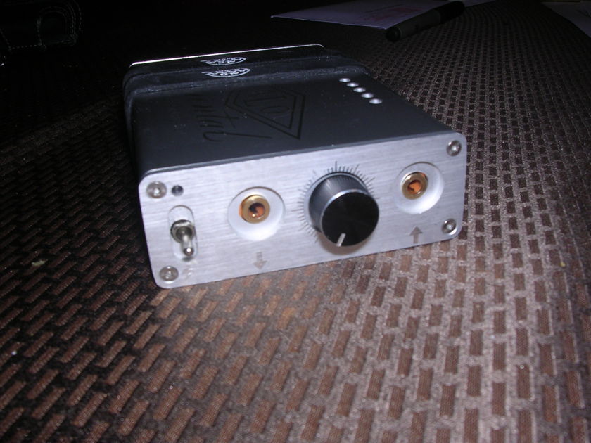 ALO Audio Continental V1 portable tube headphone amp