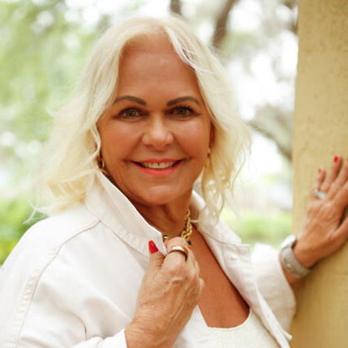 Mercedes  Carlson