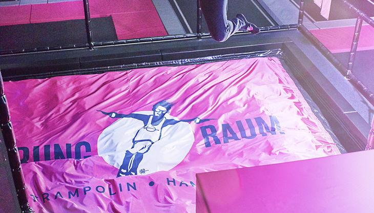 Kindergeburtstag Im Trampolinpark Sprung Raum Hamburg
