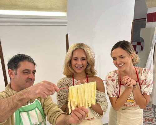 Cooking classes Agerola: Traditional cooking class: mozzarella, pasta and tiramisu