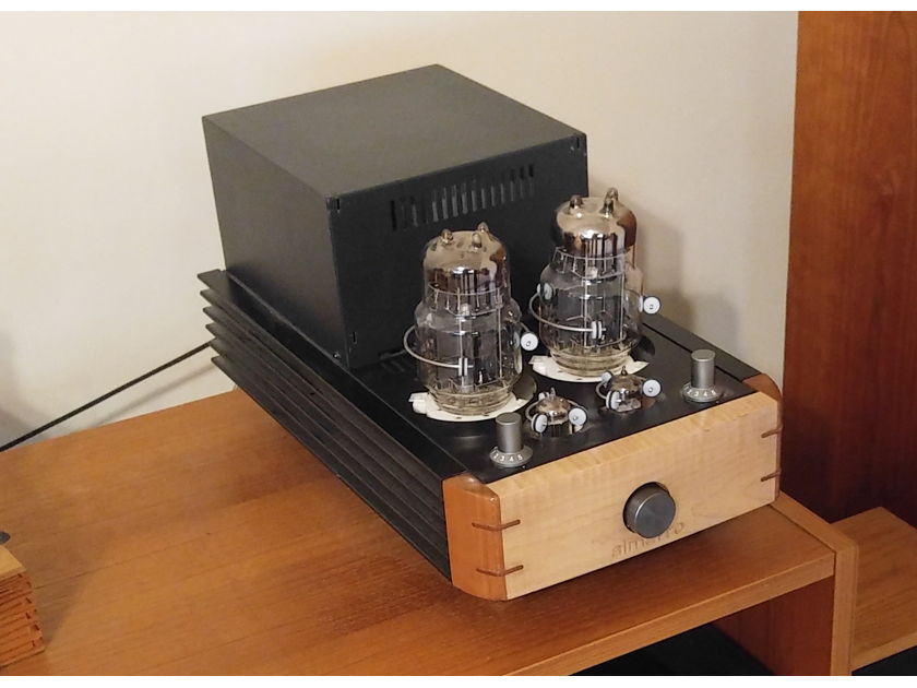 Almarro Products A340a Monoblock Tube Amplifiers