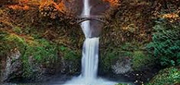 Historic HWY 30 to Vista house and Multnomah Falls near Portland, OR