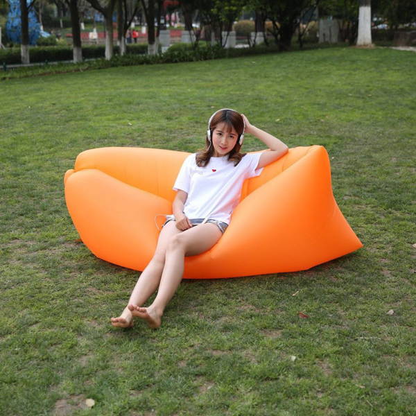 Portable inflatable hammock