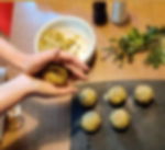 Corsi di cucina Merano: Lezione di cucina sui canederli e strudel di mele
