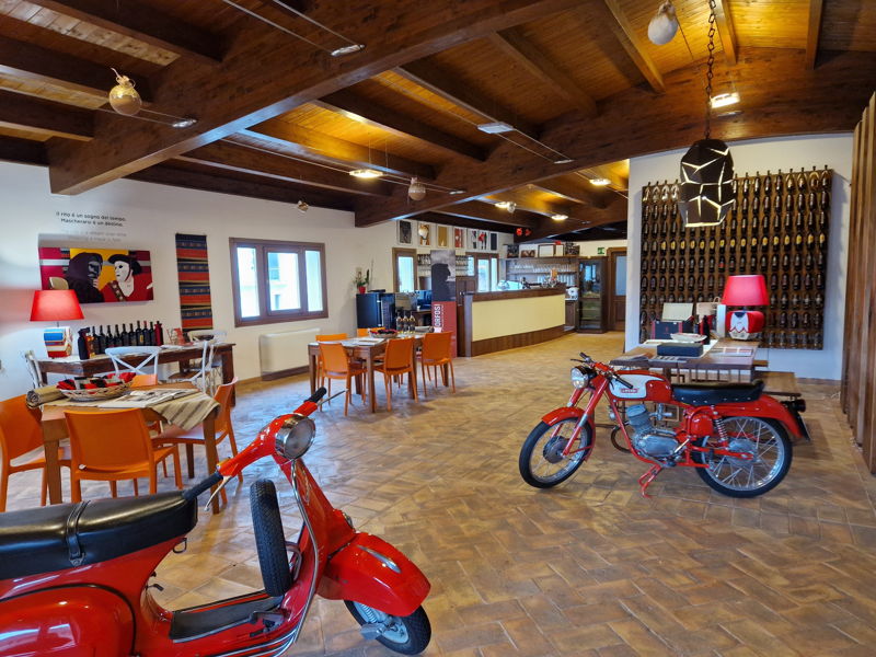 Food & Wine Tours Mamoiada: Nuoro: winery tour with wine and product tasting