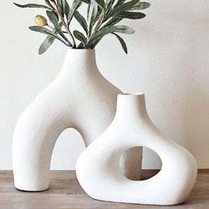 Carrot's Den Donut Vase, Set of 2 (Warm White)
