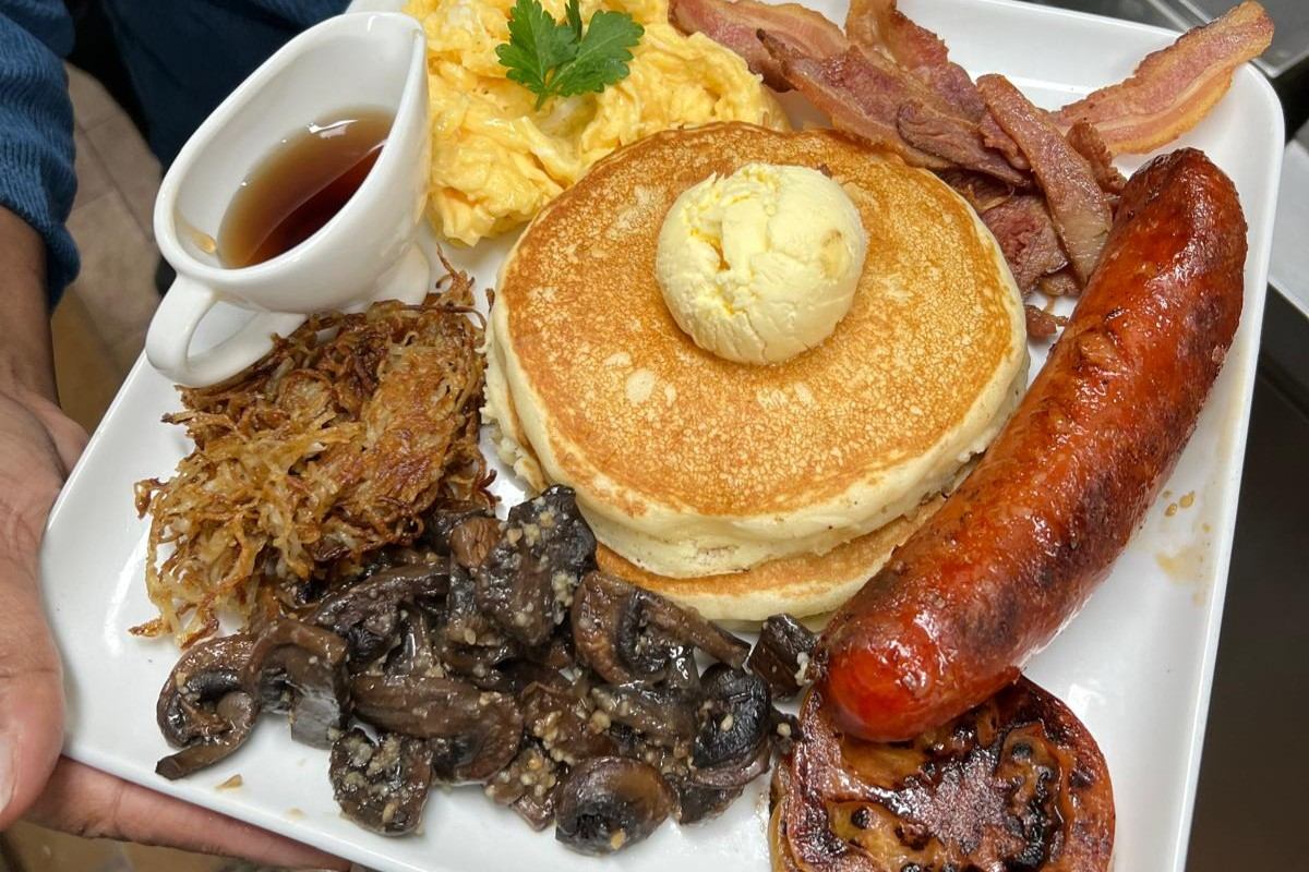 Screenshot_19-12-2025_14927_www.bloomroomcbr.com