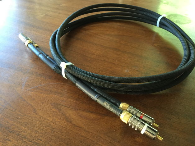 JPS Labs Superconductor 2m RCA Interconnects - SWEET!