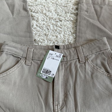 Brand New H&M cream cargo trousers