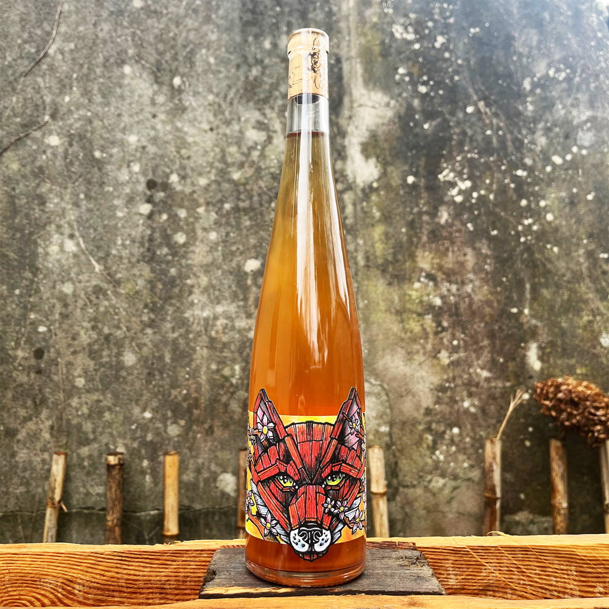 France, vin nature, rawwine, organic wine, vin bio, vin sans intrants, vin sans souffre, vin sans sulfites ajoutés, vin rouge, vin blanc, rouge, blanc, vin propre, vigneron, domaine bio, biodynamie, vigneron nature, vin biodynamique, raizin brut, Quimper, Finistère, Morbihan 