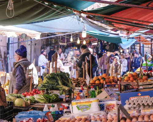 Food & Wine Tours Palermo: Ballarò e i suoi colori