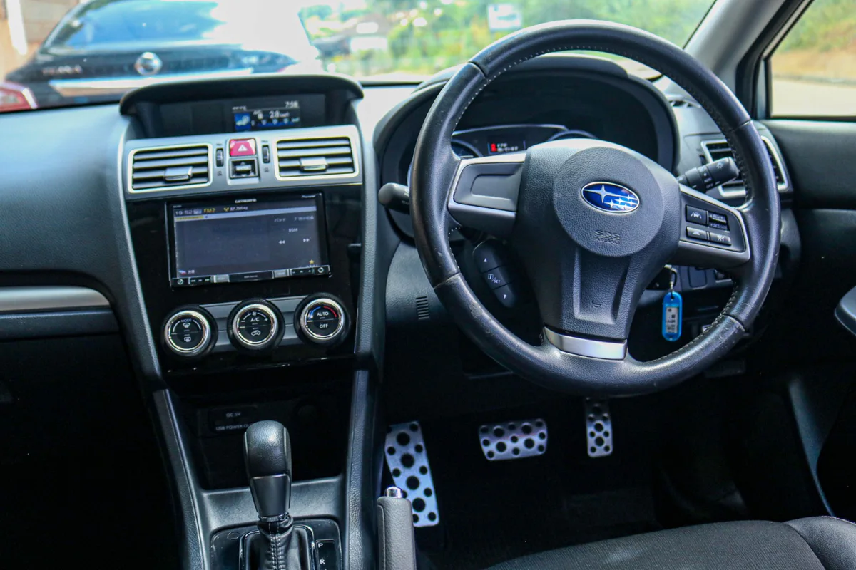 2016 Subaru Impreza — Royal Max Motors — photo 5 of 19