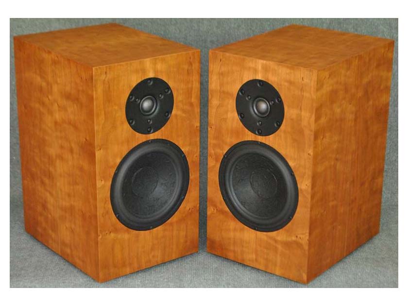 FRITZSPEAKERS CARBON 7SE ABSOLUTE SOUND RECOMMENDED SERIES CROSS-OVER LOUDSPEAKERS