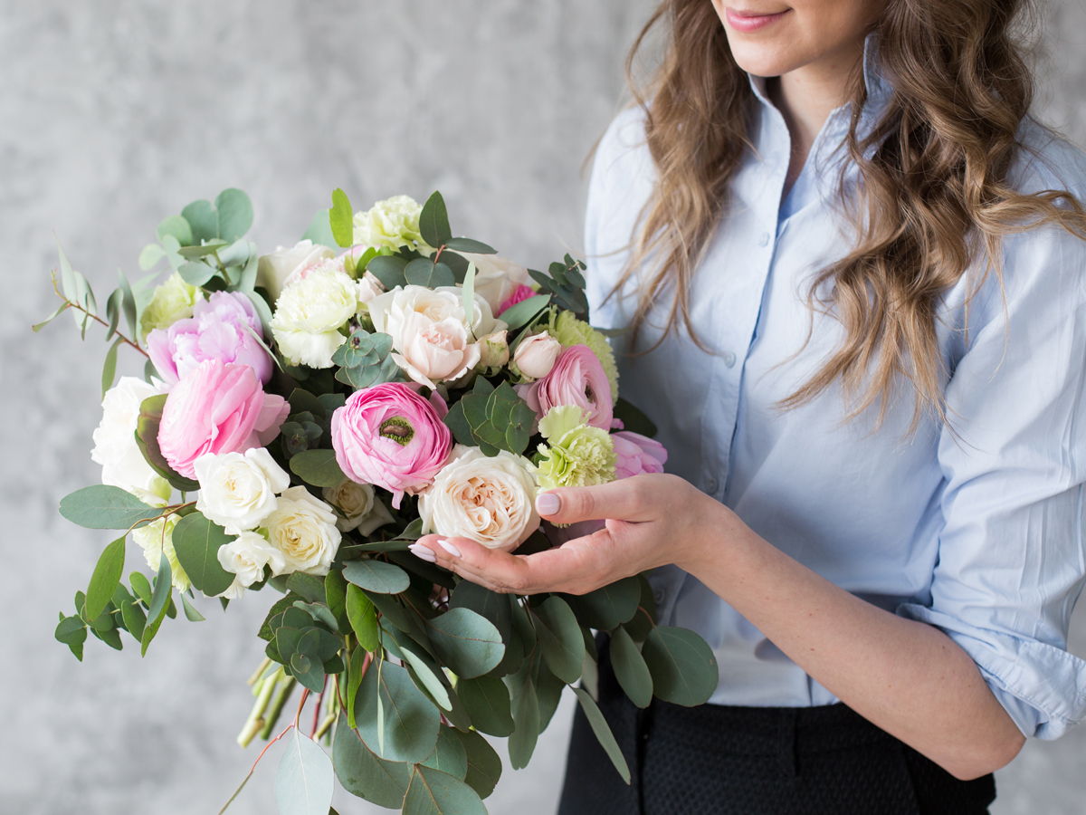 How to tie the perfect bouquet of flowers in 4 steps