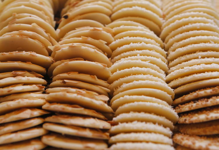 ビスキュイ ビスケット 違い