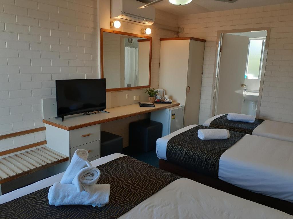 Crest Motor Inn 3 Nights Voucher