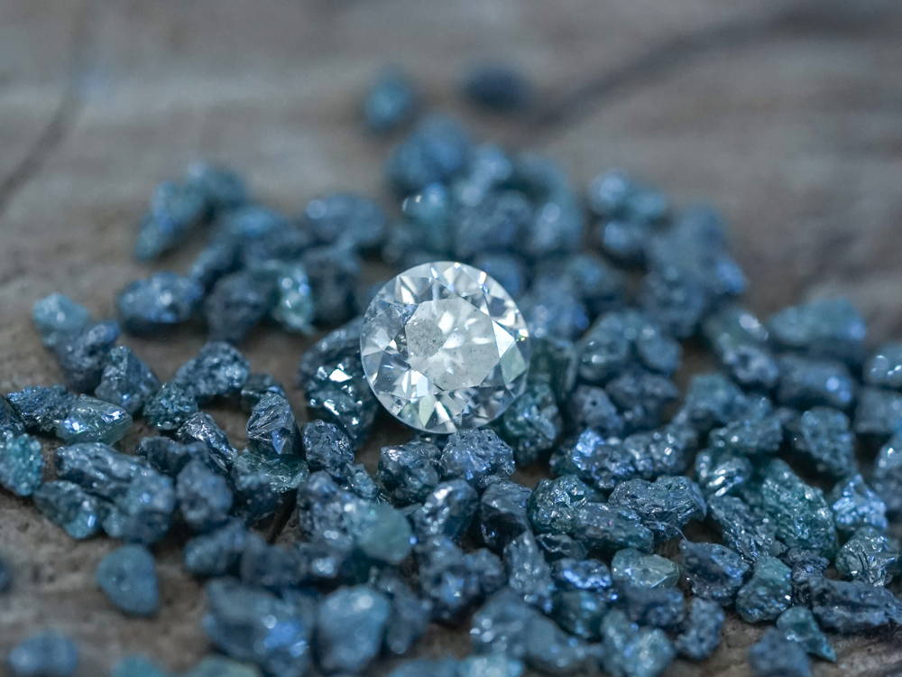rough blue diamond stones