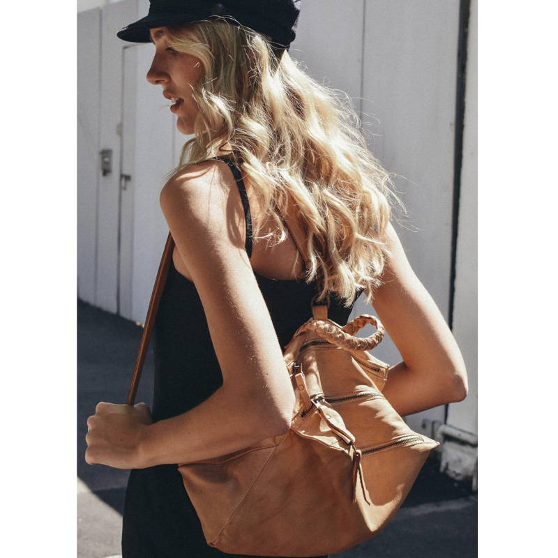 Cadelle Leather Backpack Camel