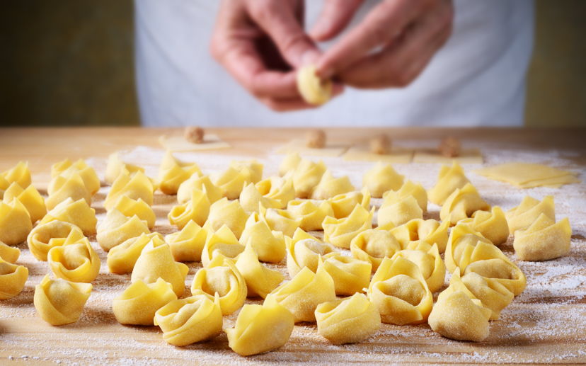 Corsi di cucina Modena: Impariamo insieme a preparare i tortelli vegetariani