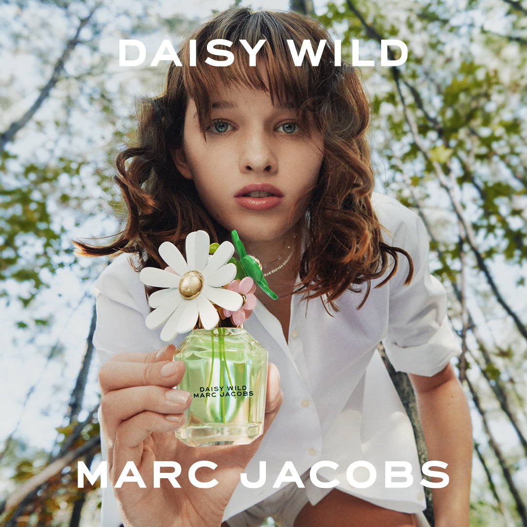 MARC JACOBS DAISY WILD｜EVER ANDERSON