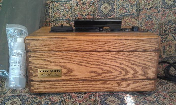 Nitty Gritty  PRO 2 Record Cleaner. Totally RESTORED
