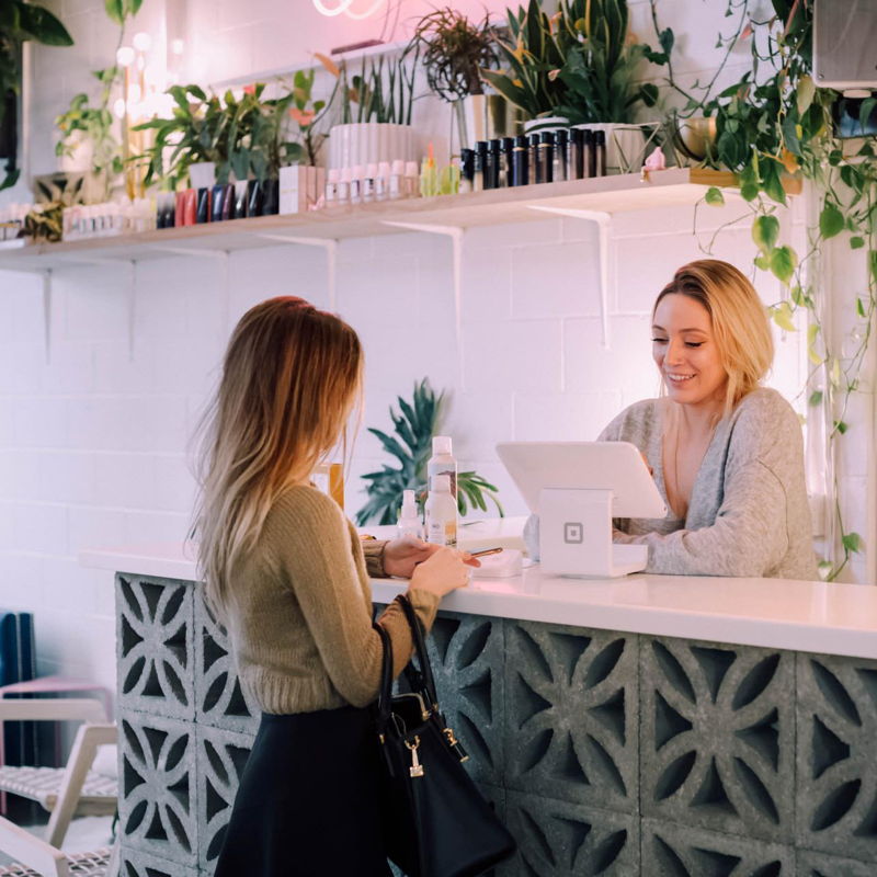 Receptionist