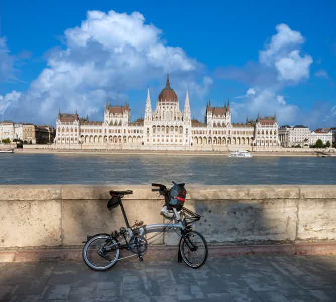 Budapest Adventure Sightseeing Bike Tour - photo 2
