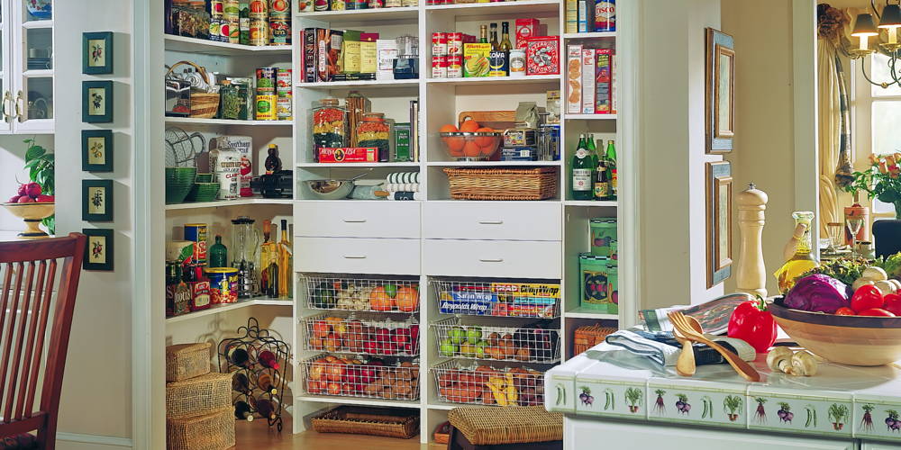 Maximizing Kitchen Space in 2024: Smart Pantry Solutions for Nashville's Cozy Homes