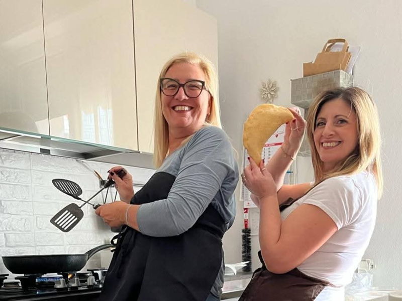 Cooking Classes San Quirico d'Orcia: Apulian street food: the panzerotto