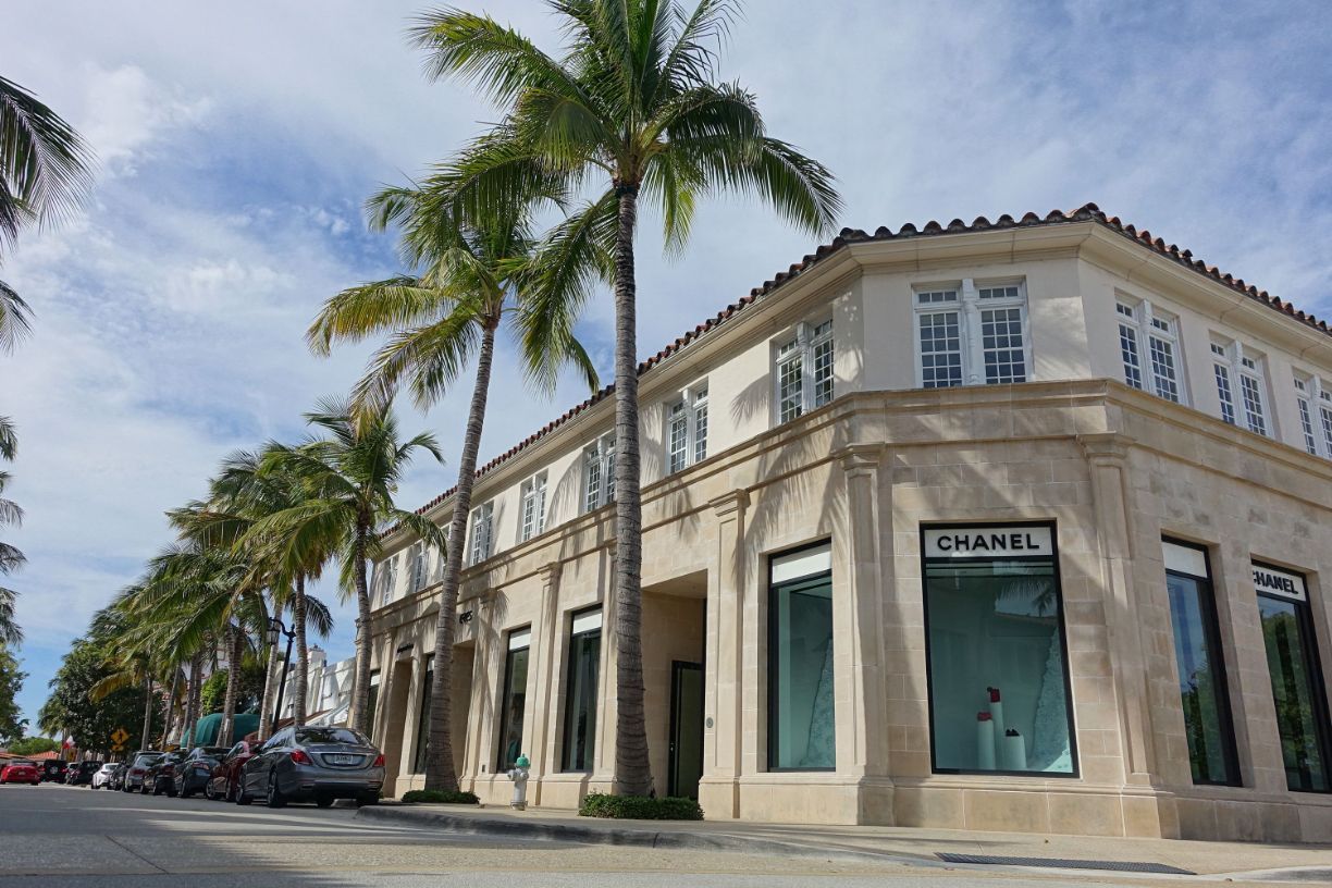 featured image for story, Palm Beach single family homes