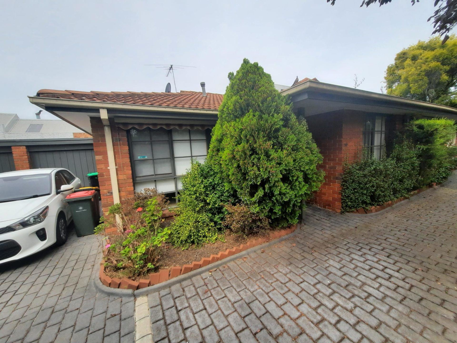 Spacious and Low Maintenance Villa - Ascot Vale - Image 15