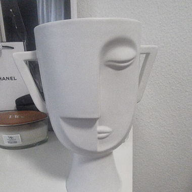Vase mit Gesicht