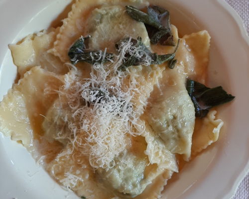 Cooking classes Florence: Ravioli & Aperitivo: Authentic Tuscan Flavors