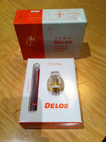 Delos with all accessories and packaging, including Lyra SPT not shown