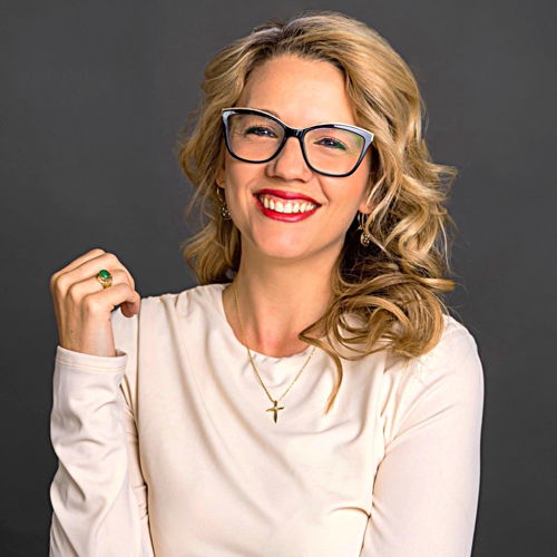 Kelli Joan Cosio