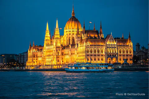 By Night Sightseeing Cruise with Welcome Drink