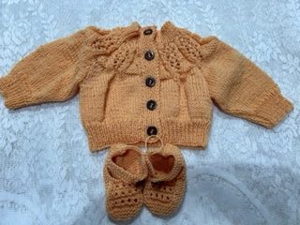 Hand knitted 2 piece set