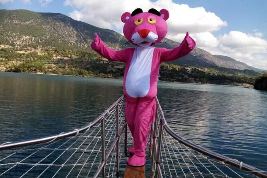 Side: Panther Safari, Green Lake, Mud Bath & Water Fight - photo 1