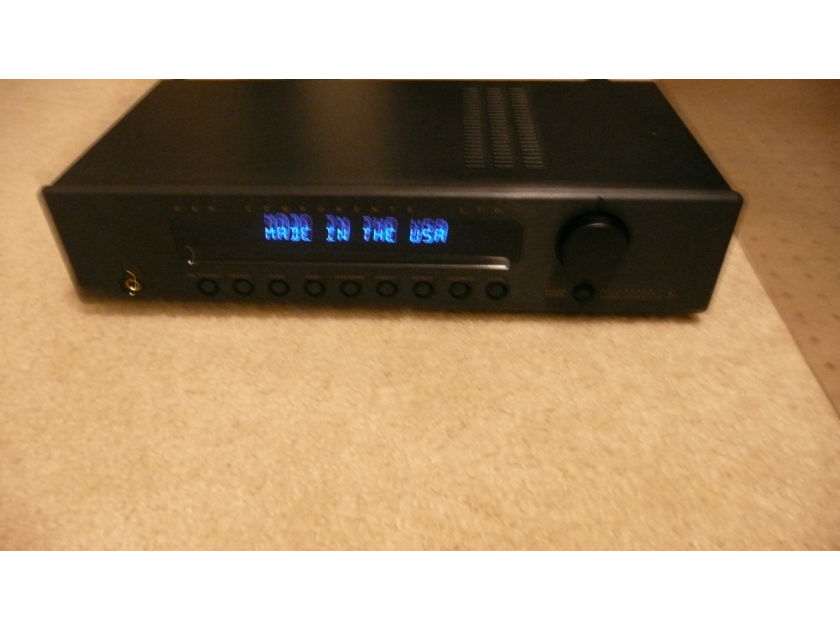 B&K  REF 5  SII ---Stereo PRE AMP  Shipped with no fees