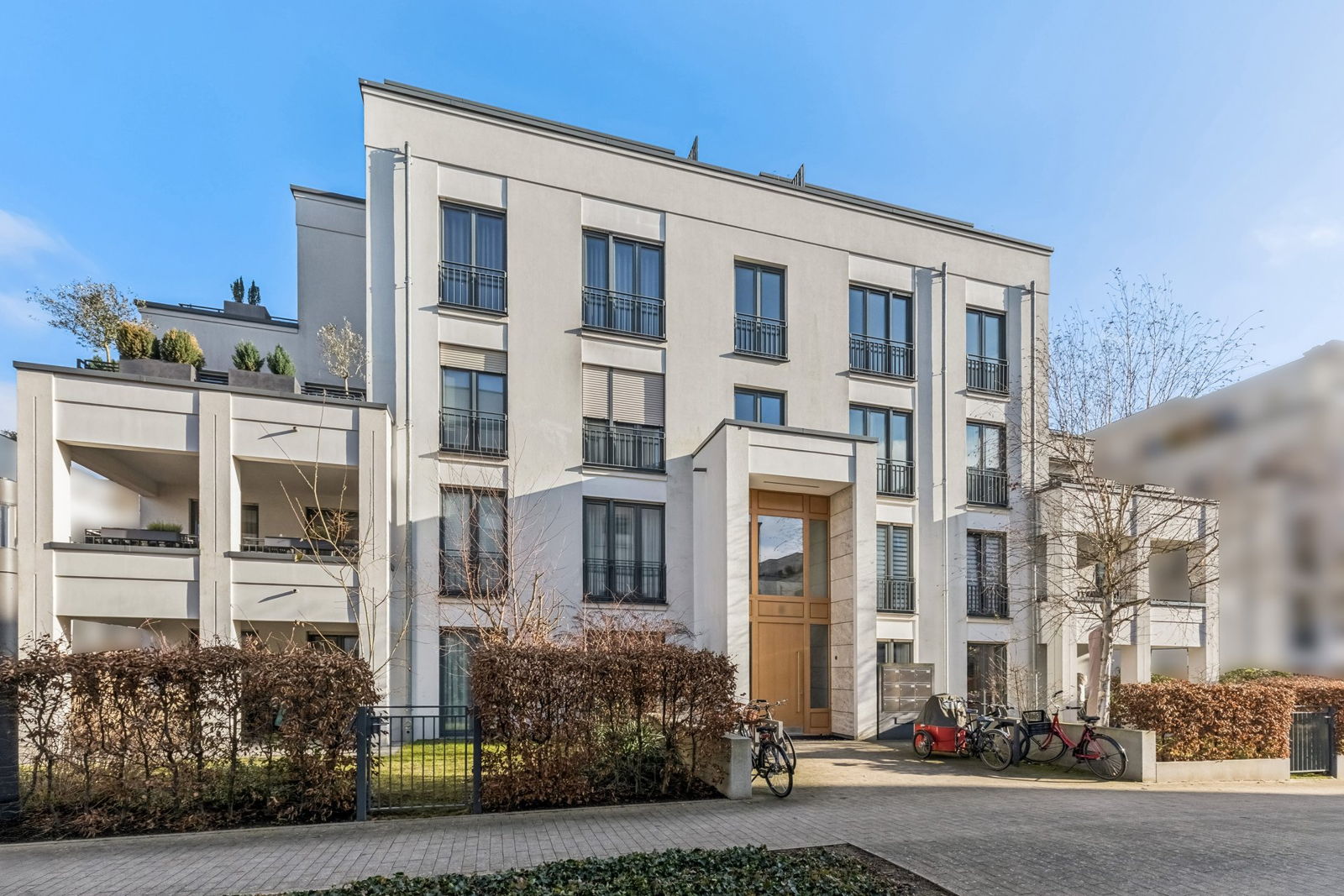Stylish living in Park Linné Urban. Green. Central.