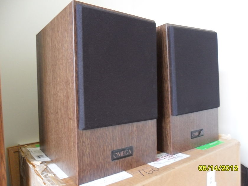 Omega Super 5 Speakers