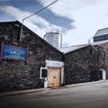Entrée principale de la distillerie Pulteney dans les Highlands du nord-ouest d'Ecosse
