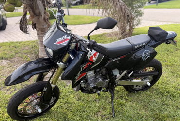 2022 SUZUKI DR-Z400SM motorcycle for rent near Tamarac, FL